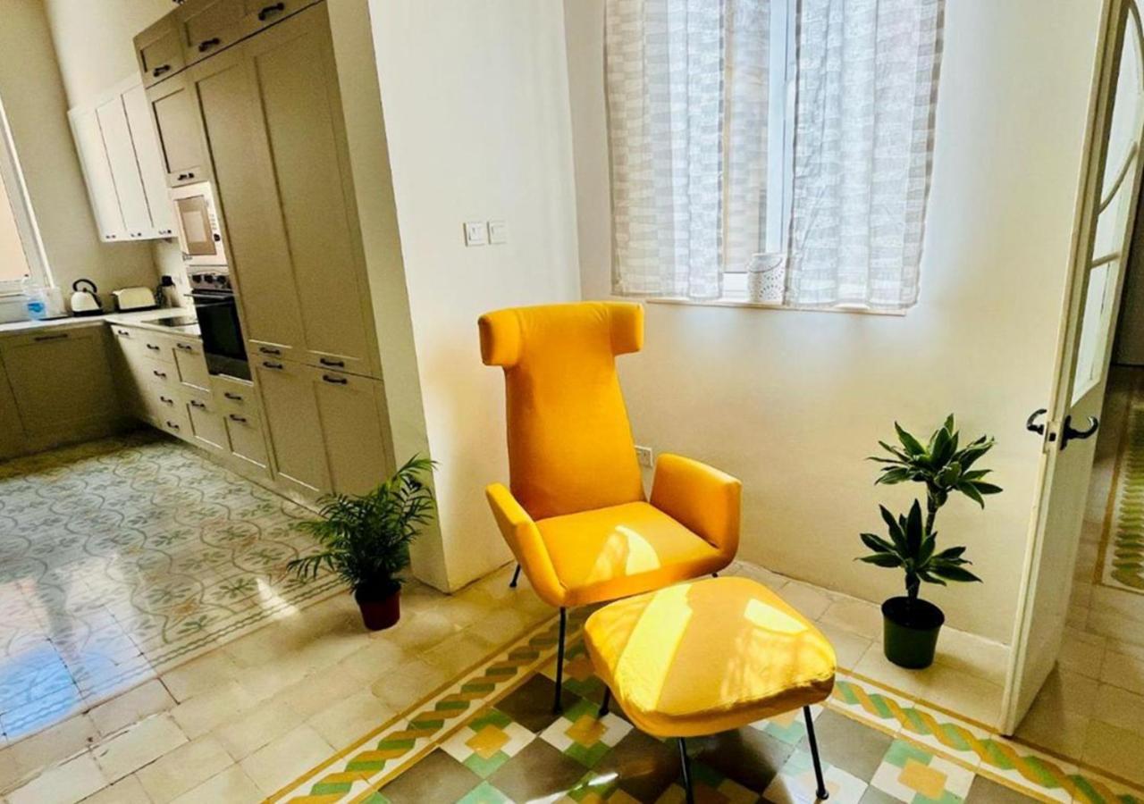 Deluxe One Bedroom Apartment 10 Meters From Valletta Center Bagian luar foto